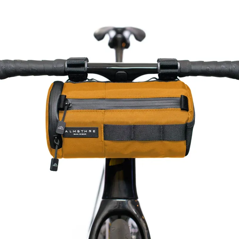 Almsthre Signature 7.5x4.5-inch 2-litre Bar Bag in California Gold